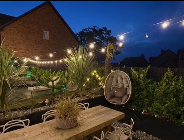 8 Bowyer Grange, Gobowen, SY11 3FQ For Sale 8 Bowyer Grange, Gobowen, SY11 3FQ For Sale